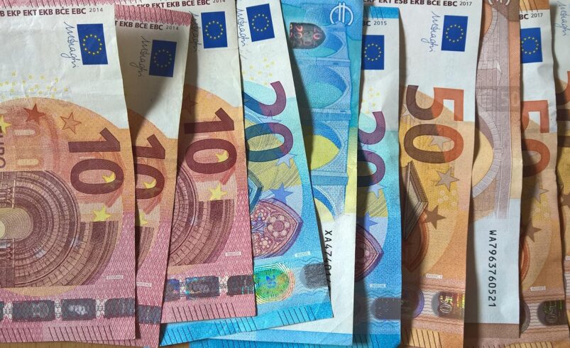 Бързи пари до минути без лихва и без поръчител