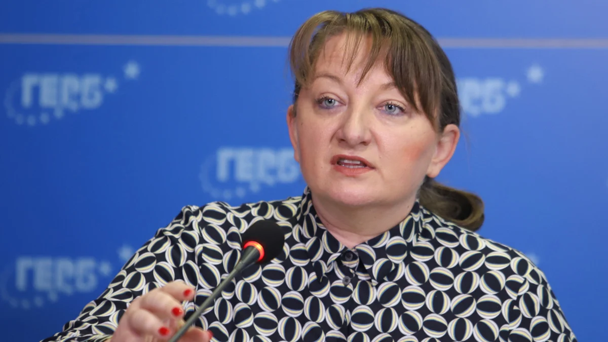 Деница Сачева: Опасно е държавата да се управлява от протести