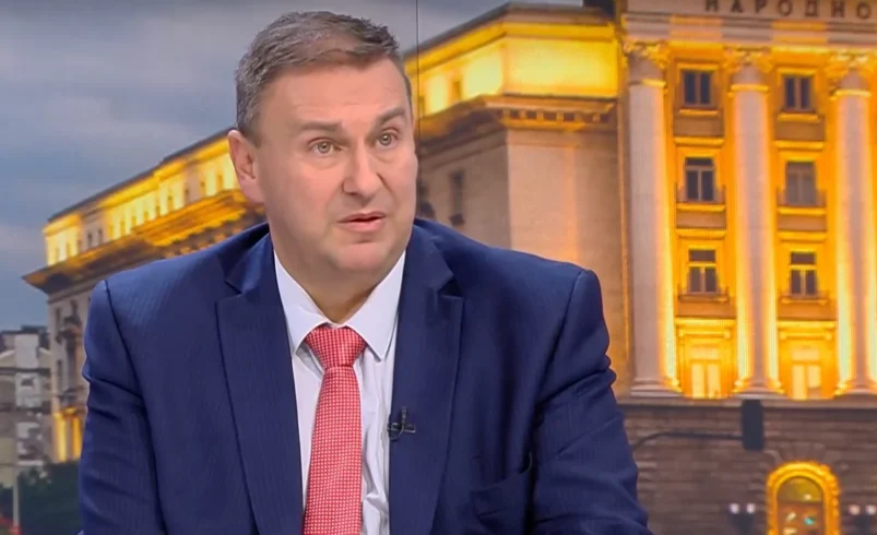 Емил Радев: ГЕРБ ще спечели изборите въпреки върнатия мандат