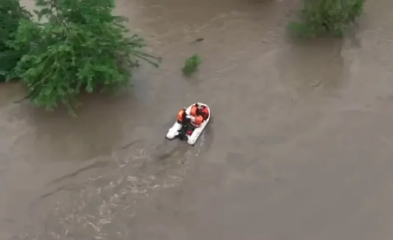 Водолази извадиха момче, бедстващо в река Янтра