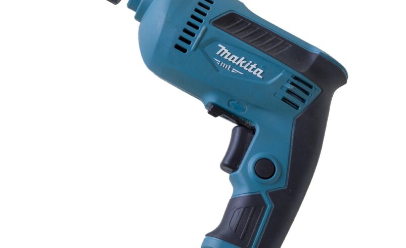 От кой сайт е най-сигурно да поръчам Makita?